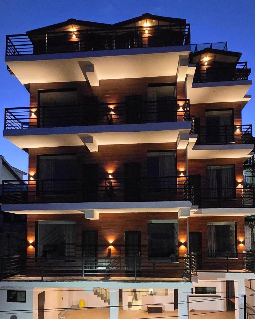 Ambrosia Grand Bed and Breakfast Shimla Buitenkant foto