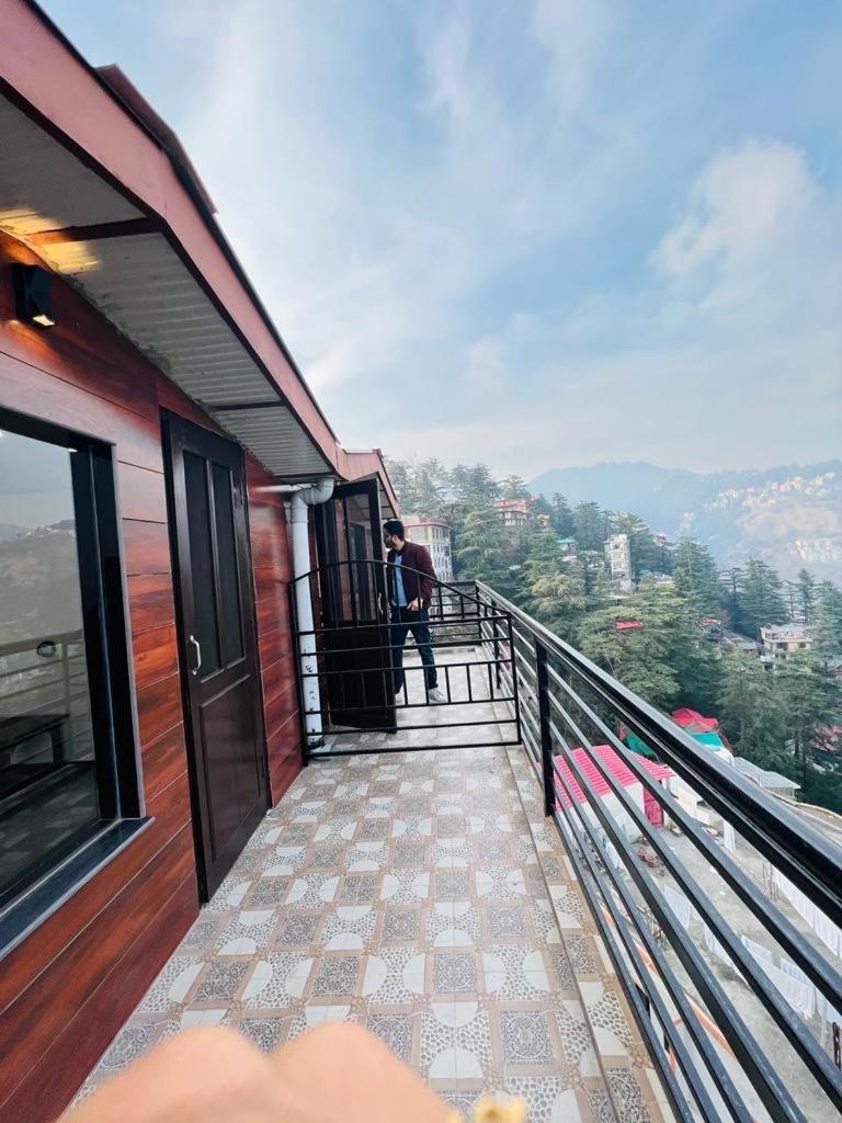 Ambrosia Grand Bed and Breakfast Shimla Buitenkant foto